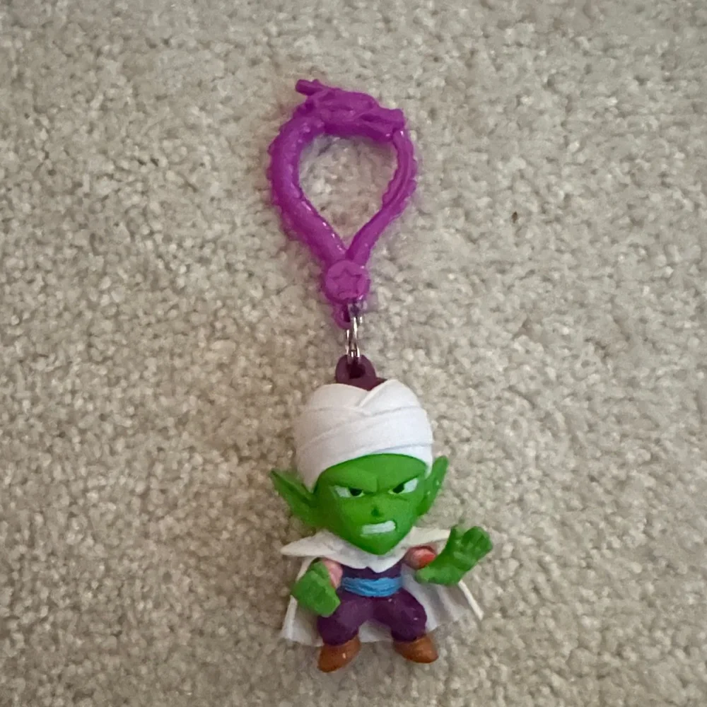 Dragon Ball Z Keychain Set - Super Saiyan Vegeta, Goku, and Piccolo - Picture 6 of 7